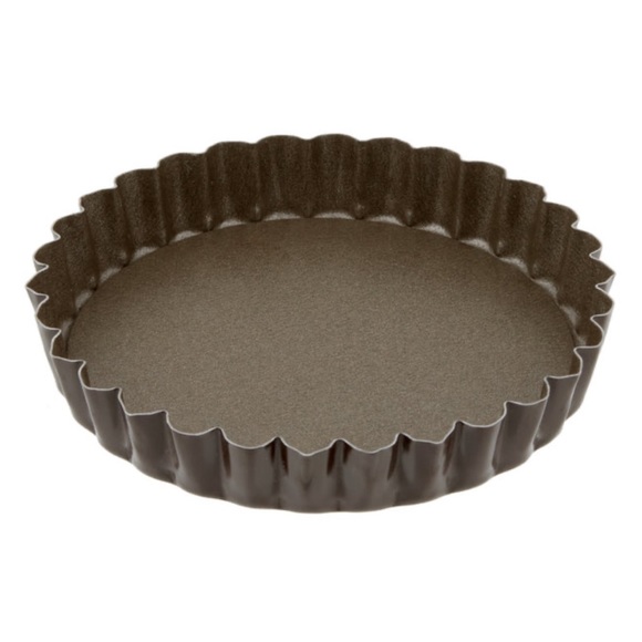 Fluted Non-Stick Individual 4.75” Tart/Quiche Pans w/Removable Bottom, set of 6 - Picture 12 of 12
